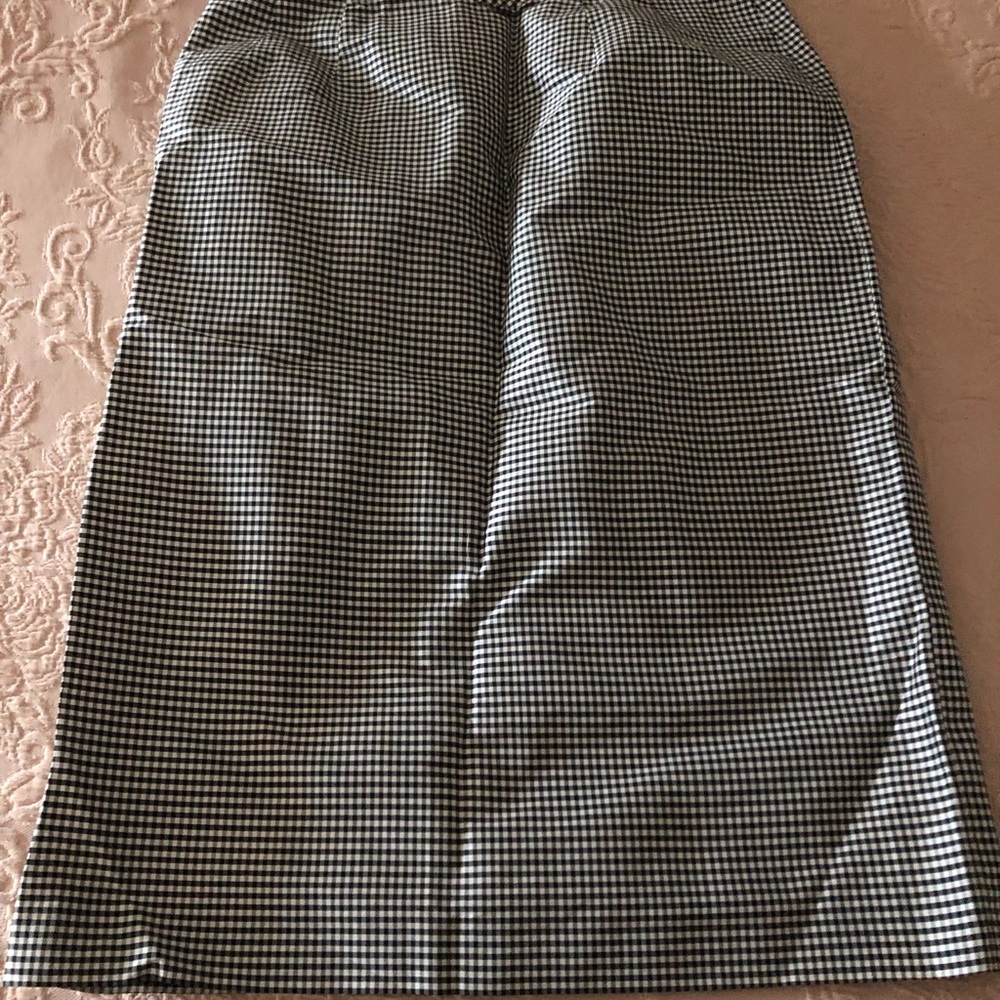 Kasper Black and White Houndstooth Pencil Skirt